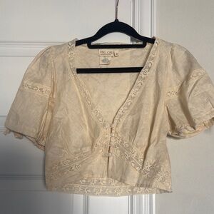 Vintage-Inspired Cream Lace Trim Crop Blouse